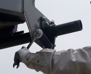 Conveyor Belt Cleaner Tension